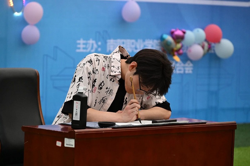 微信图片_20240531082524 微信图片_20240531082524